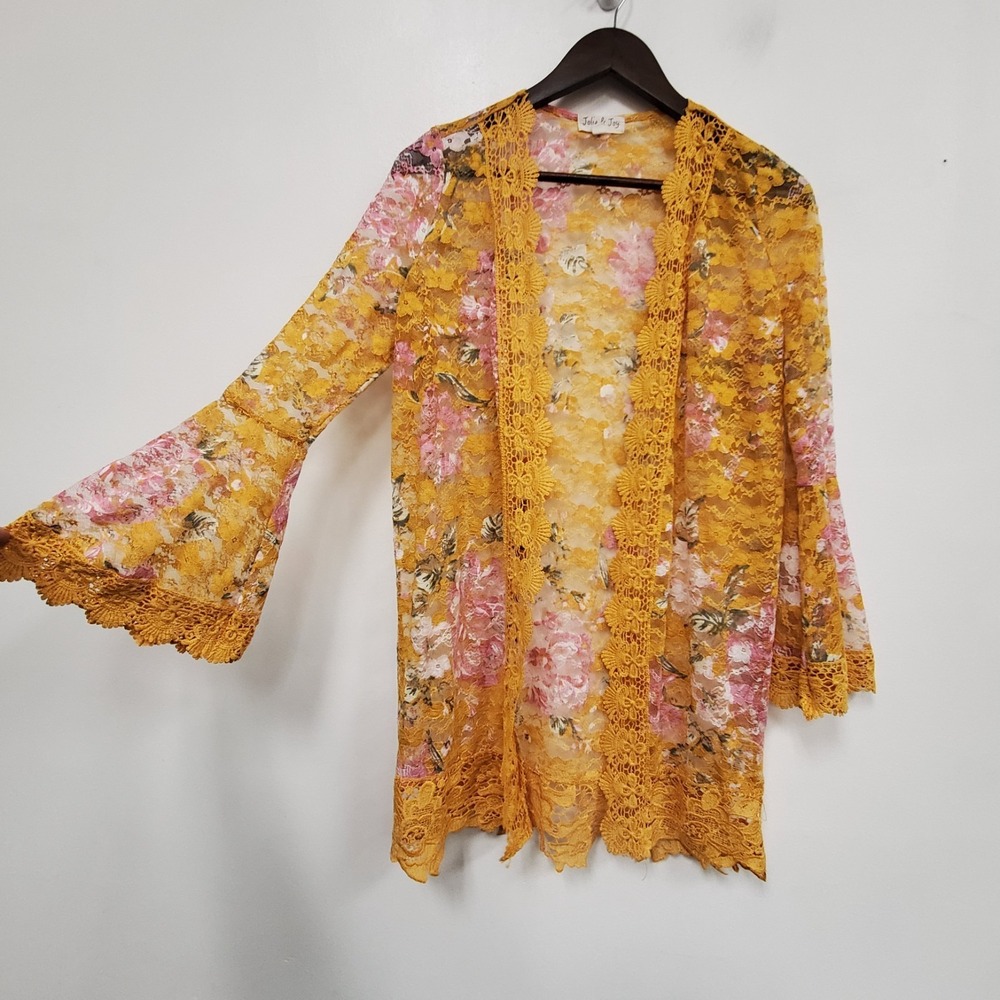 Jolie & Joy Country‎ Floral Kimon Top Size S Lace Bell Sleeve Festival Concert